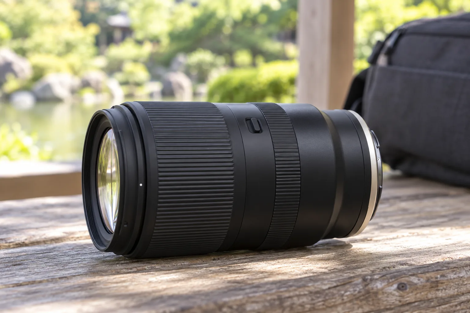 タムロン 18-300mm F/3.5-6.3 Di III-A VC VXD ニコンZ用の外観を参考に生成したイメージ